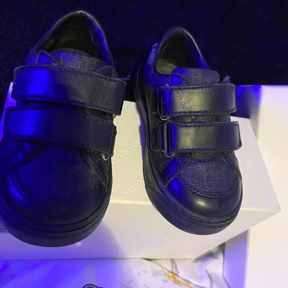 Gucci sneakers
